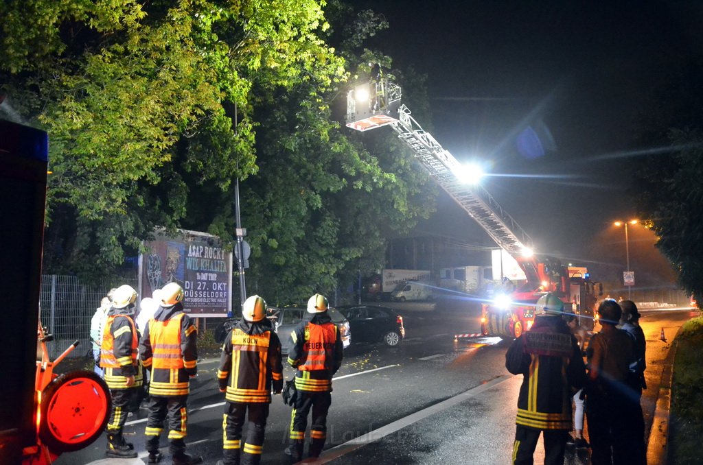 VU Pkw Laterne Koeln Zollstock Bischofsweg P35.JPG - Miklos Laubert